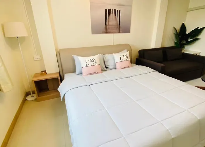 บ้านพักการ์ฟิลด์ซีวิว&พูล เกาะล้าน