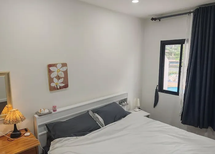 2Br House 300M To The Beach