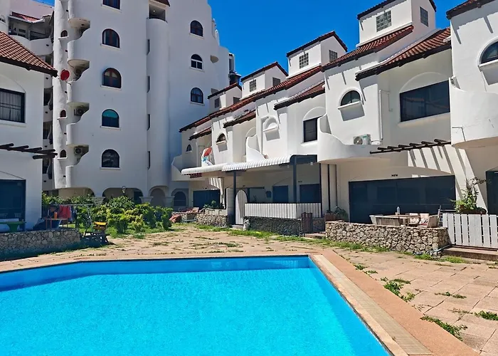 2Br House 300M To The Beach