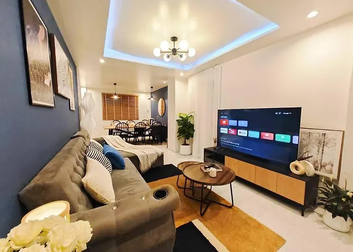## Friendly Space Townhouse Walking Street And Beach 2Km ##