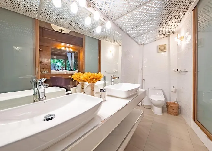 Pattaya Bungalow I, Totally Private Pool